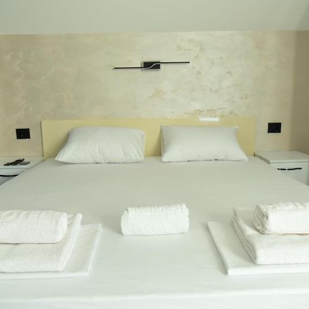 Pansion Eden Hotel Nis Ngoại thất bức ảnh