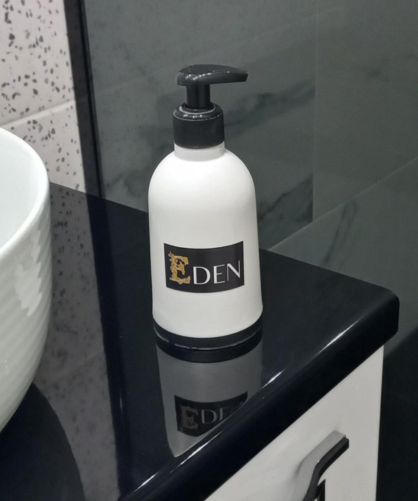 Pansion Eden Hotel Nis Phòng bức ảnh